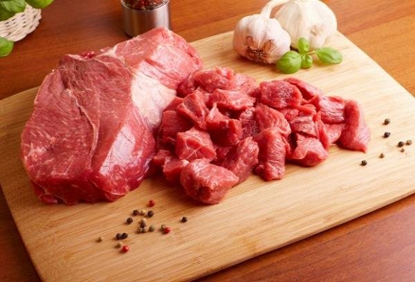 عرضه گوشت قرمز در میادین با قیمت ۳۰ هزار تا ۳۳ هزار تومان