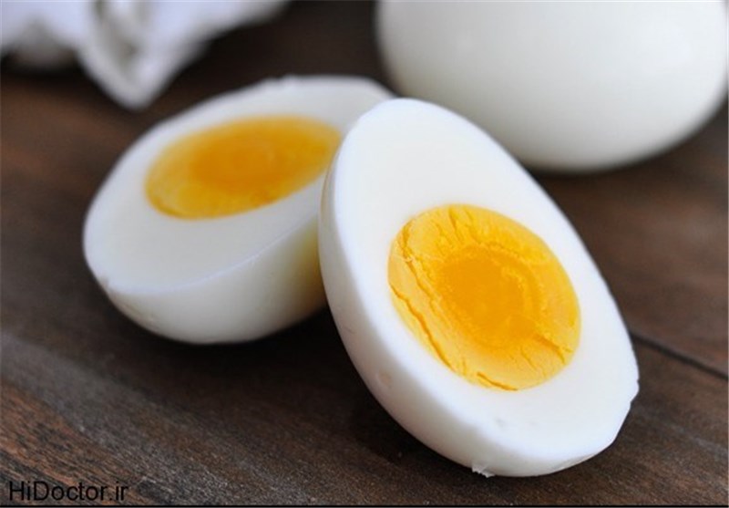 شیوع بیماری‌های تنفسی در مرغداری‌ها علت گرانی تخم‌مرغ است
